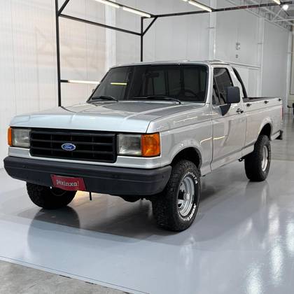 FORD F-1000 3.9 SUPER SÉRIE CS 8V DIESEL 2P MANUAL